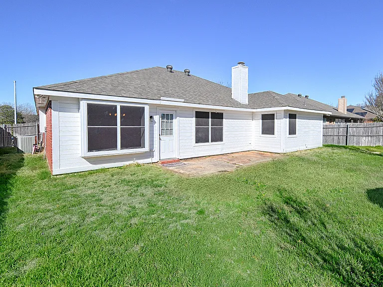 8124 Jolie Dr — Photo 21