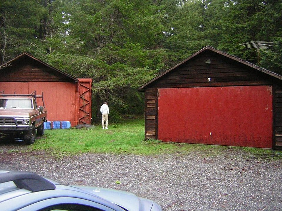 2nd image of 327 Mill Creek Ln