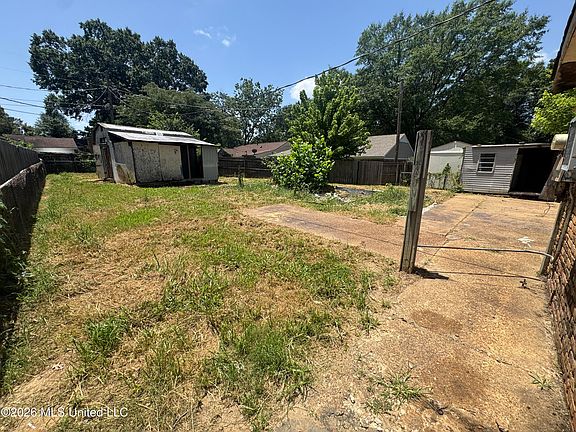 5th image of 1841 Brookhaven Dr