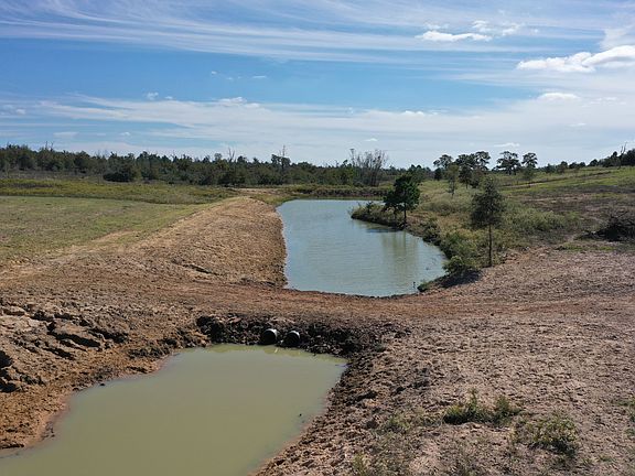 2nd image of 200/- Acres Cullen Akaushi Ranch Caldwell Country #2052