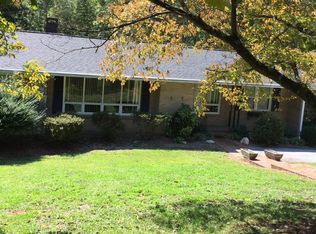 135 Saluda Dr, Piedmont, SC 29673