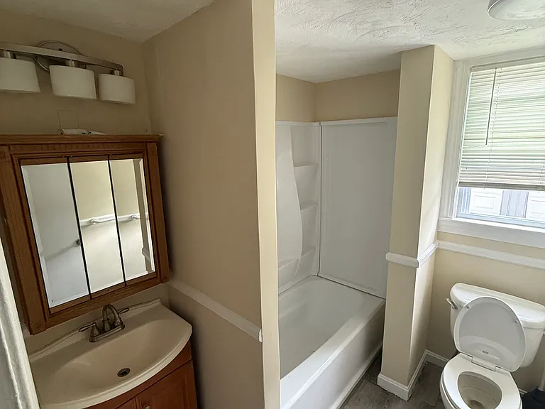 14-16 Monticello St #1A — Photo 5
