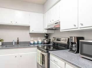 Rosecliff, Omaha, NE 68105