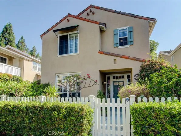 13069 Arborwalk Ln, Tustin, CA 92782
