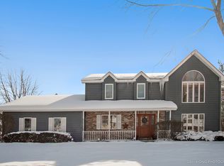 1162 Danforth Dr, Batavia, IL 60510