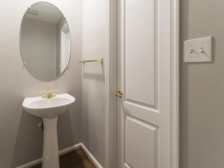 733 Mashie Ct — Photo 7