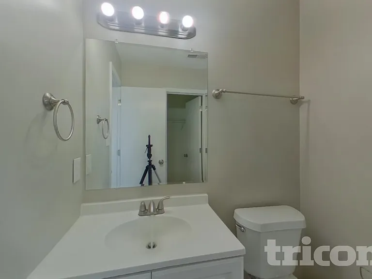 6207 Linda Vista Ln — Photo 8