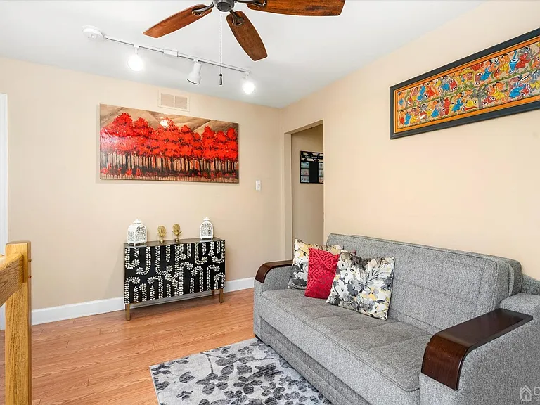31D Chicopee Dr — Photo 15