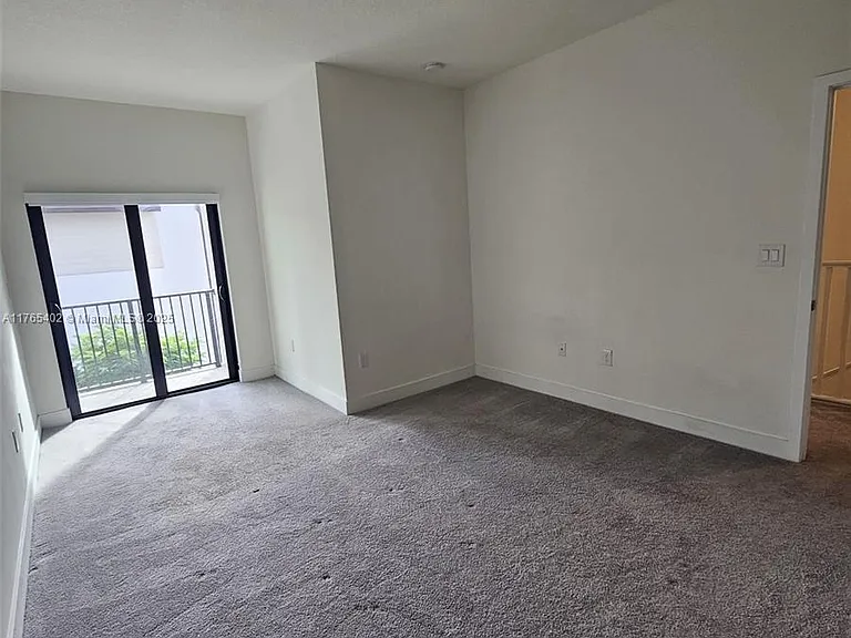 4645 NW 83rd Pkwy — Photo 30