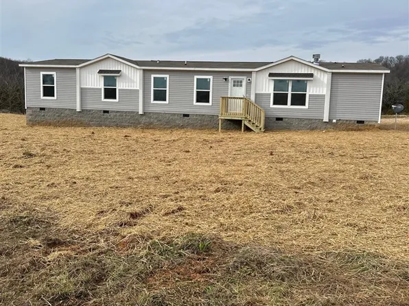 3265 Chaumount Rd, Park City, KY 42160