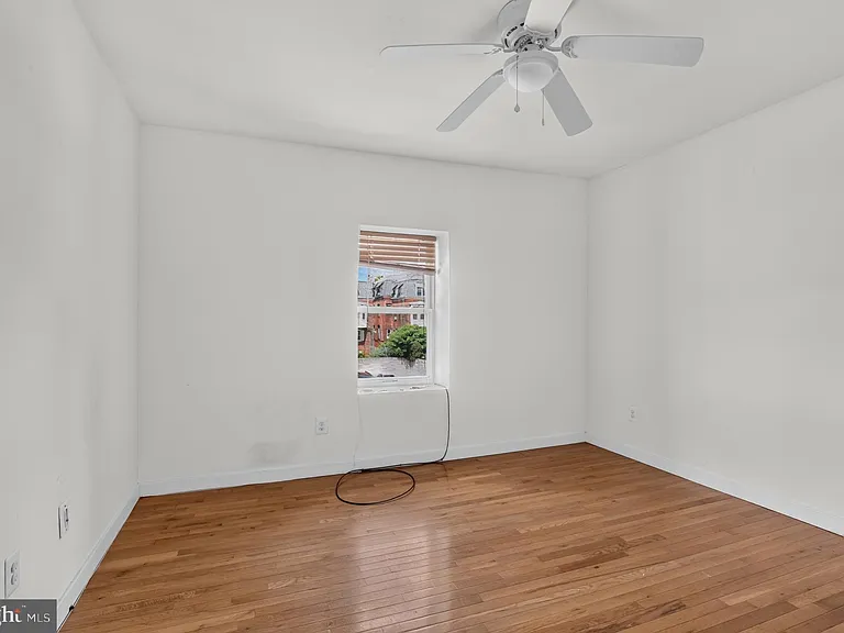 4307 Locust St #3 — Photo 13