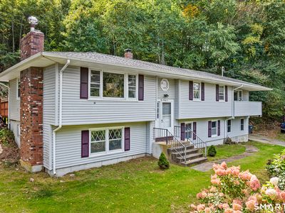 192 Leffingwell Road, Uncasville, CT, 06382