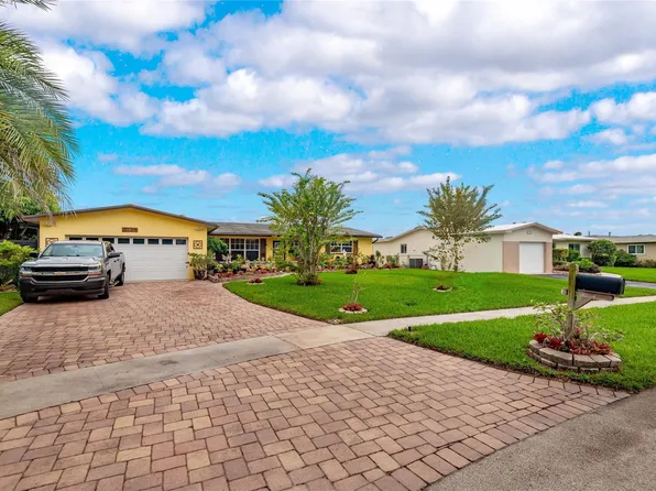 2121 NW 119 Avenue, Pembroke Pines, FL 33026