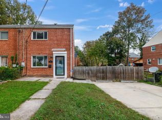 6010 Longfellow St, Riverdale, MD 20737