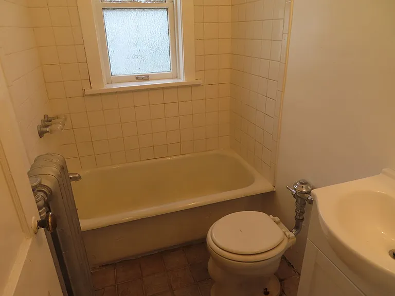 922 Fulton St — Photo 58