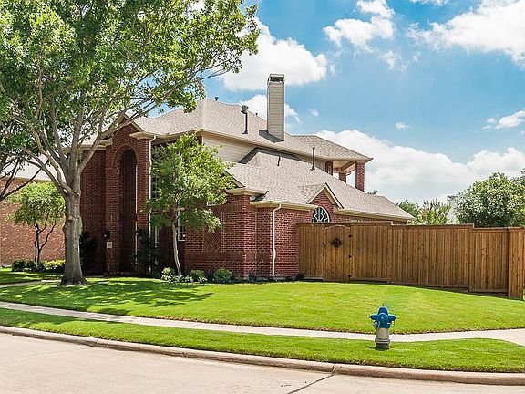 3rd image of 3805 Crownhill Dr