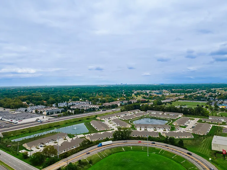 Redwood Maumee Reynolds Road — Photo 8