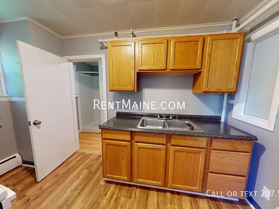 513 Main St #10