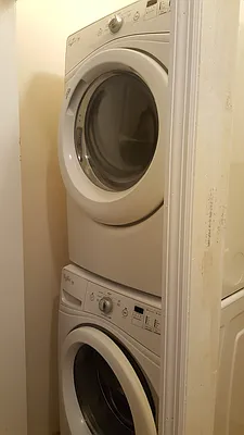 Rented by Smart NY Realty LLC | media 16