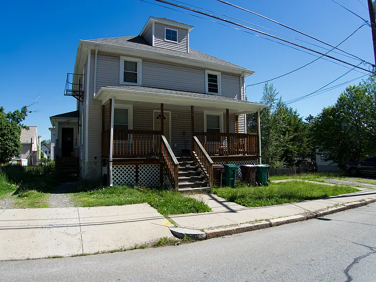 858 Bernon St #3 — Photo 4