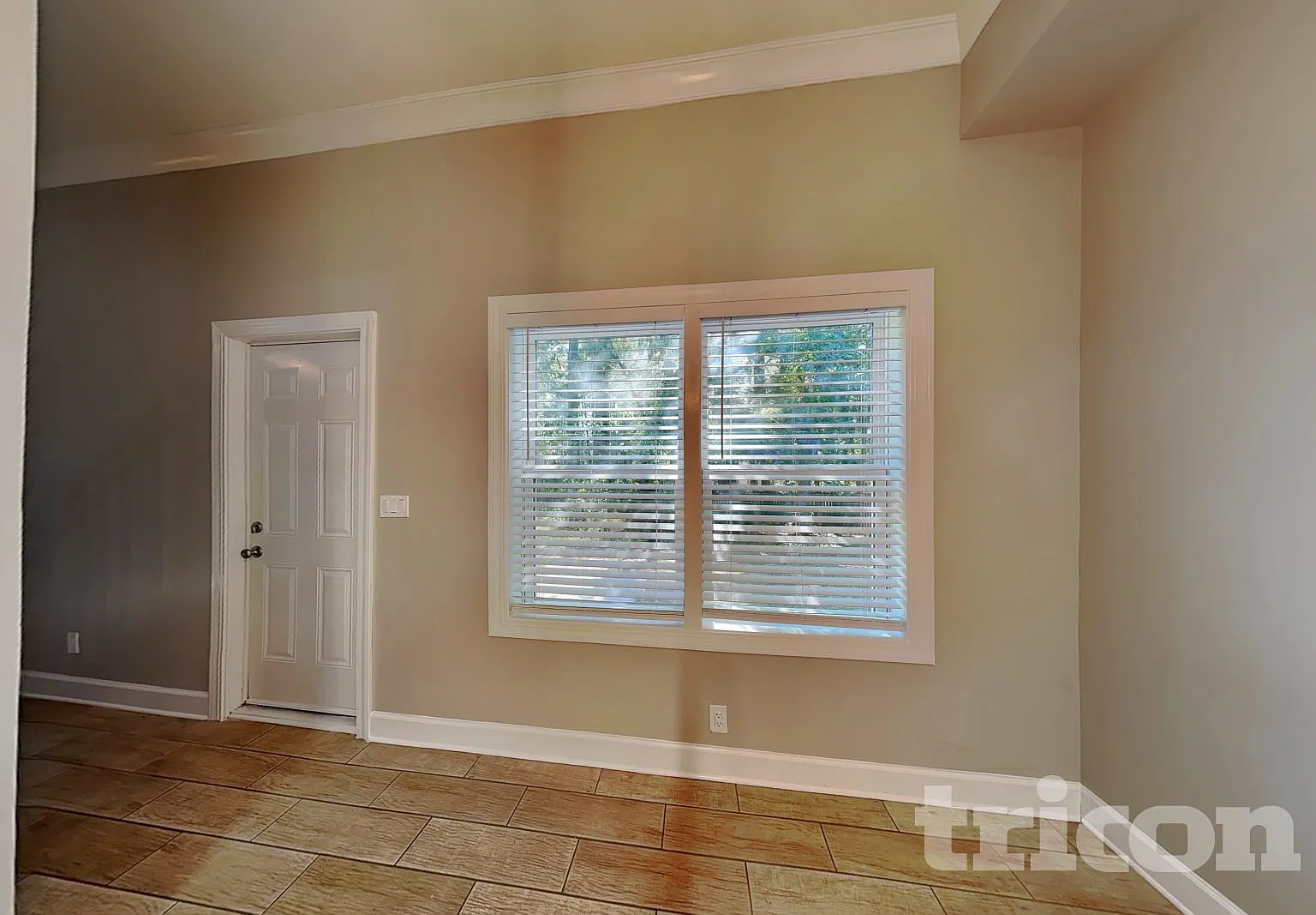 2433 Rambling Way Lithonia GA — Photo 4
