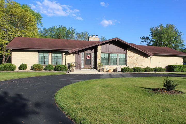 1st image of 4501 Leslie Ann Ln