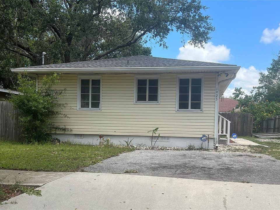 1st image of 1923 32nd St
