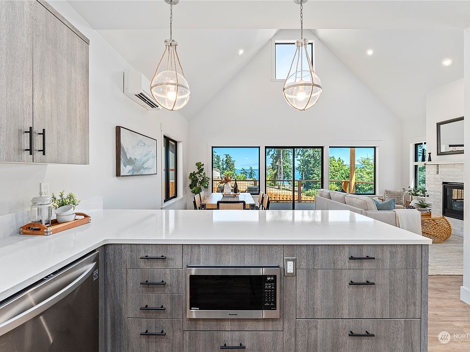 1st image of 5449 Freeland Avenue #2