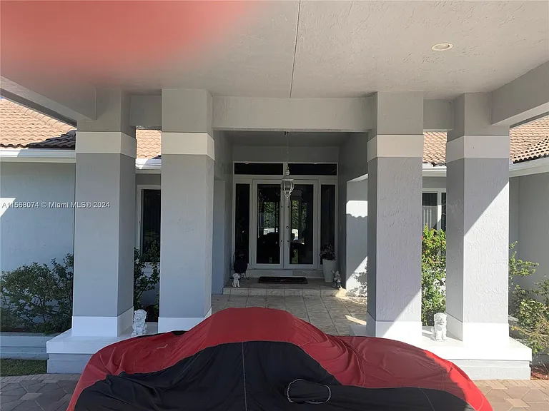 7625 SW 75th Ave — Photo 15