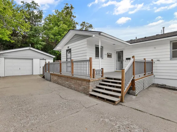 836 7th St, Havre, MT 59501