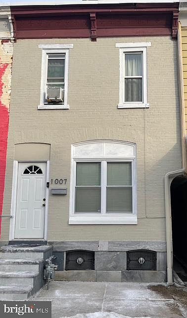 1st image of 1007 N 11th St