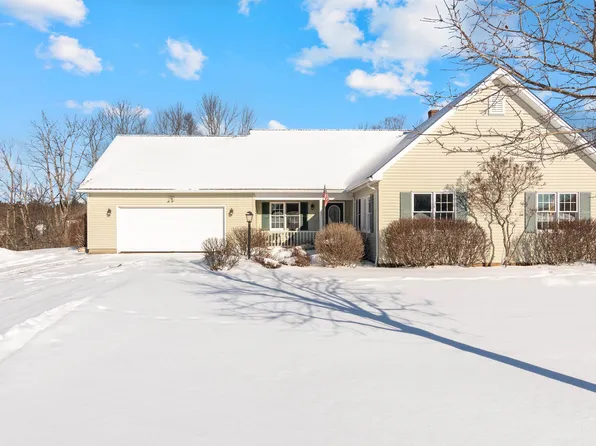 27 Countryside Drive, Barre Town, VT 05641