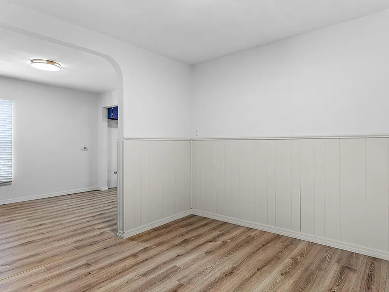 420 Alicia Ave — Photo 5