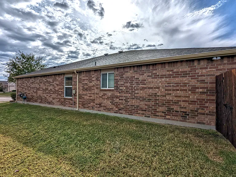 704 Rivers Creek Ln — Photo 30