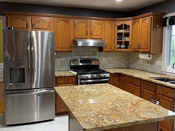 5th image of 4942 Eastbrooke Pl