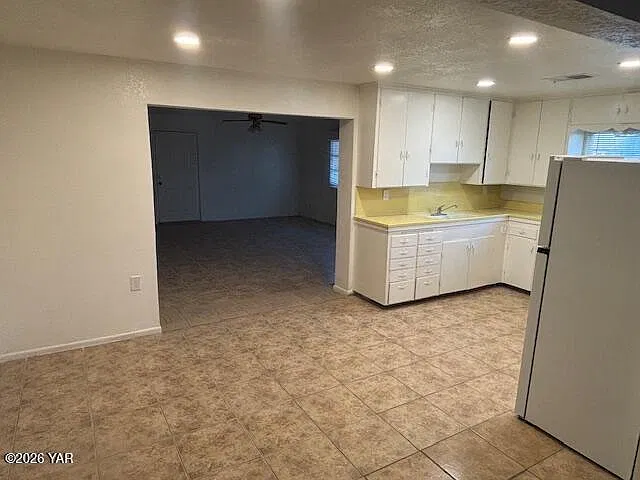 4 bed, 3.0 bath, 1907 sqft, $1,750 — Photo 4