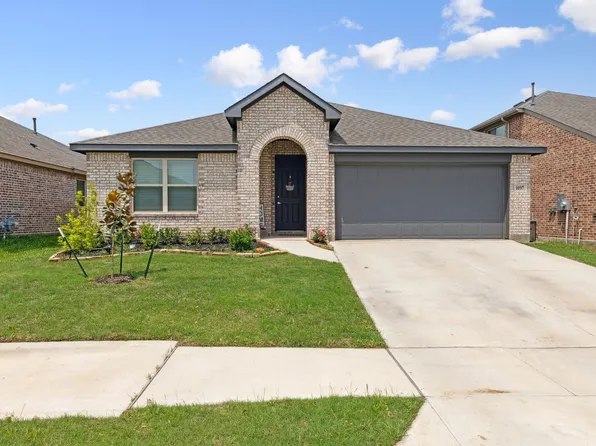 1097 Kingbird Ln, Alvarado, TX 76009