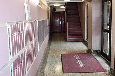 Sold by Thomas Lipovetsky, LREB