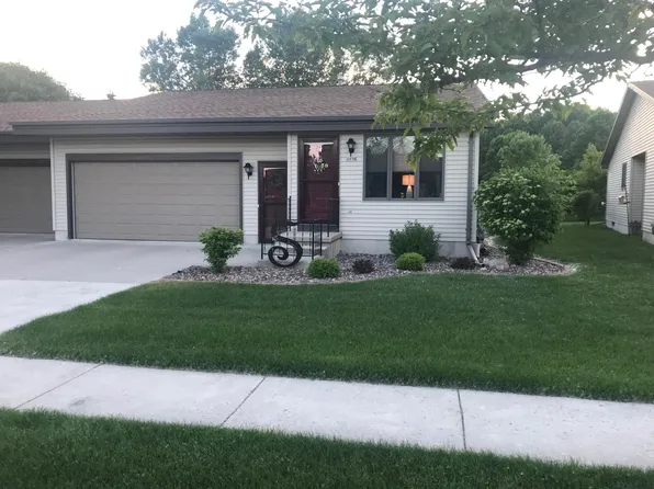 2418 Paul Rd, Manitowoc, WI 54220