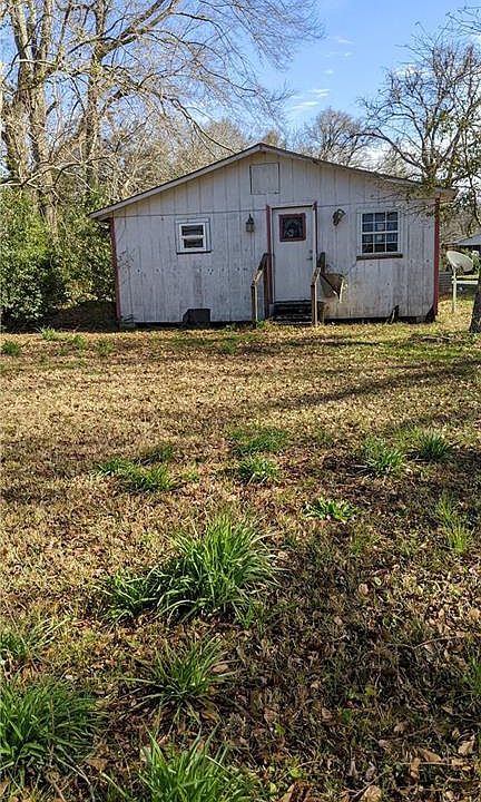 2nd image of 2104 Hathcox St
