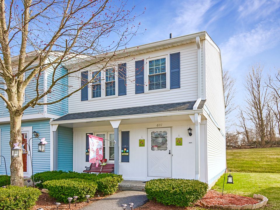 1st image of 601 Williamsburg Dr