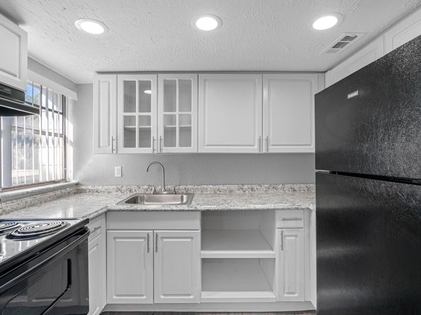 14401 N 22nd St #B14