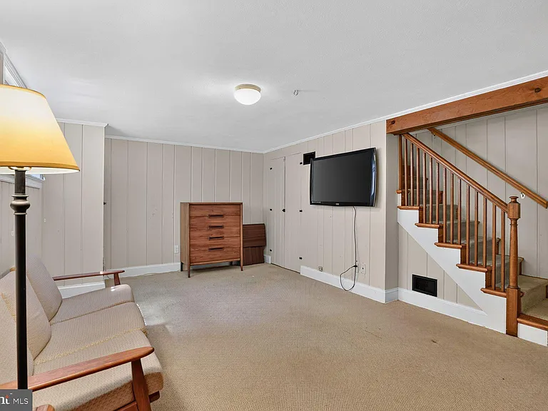 2333 Huidekoper Pl NW — Photo 18