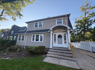 4049 Bluestone Rd, Cleveland Heights, OH 44121
