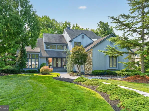 20 Nolen Cir, Voorhees, NJ 08043