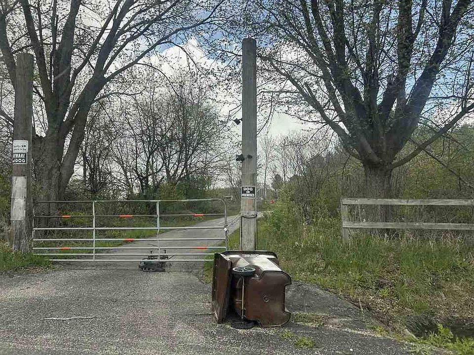 2nd image of 6287 S Perryville Rd