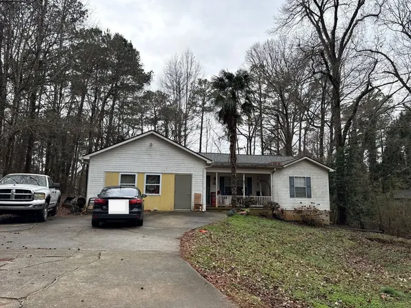 214 Highland Dr, McDonough, GA 30253