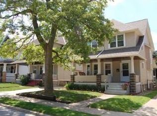 1382 Lakewood Ave, Lakewood, OH 44107