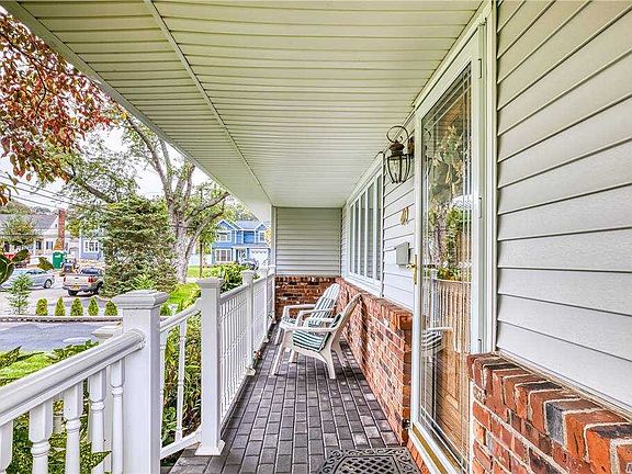 2nd image of 40 Highland View Dr