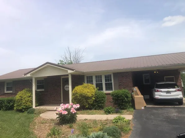1567 Clemmons Rd, Cookeville, TN 38501